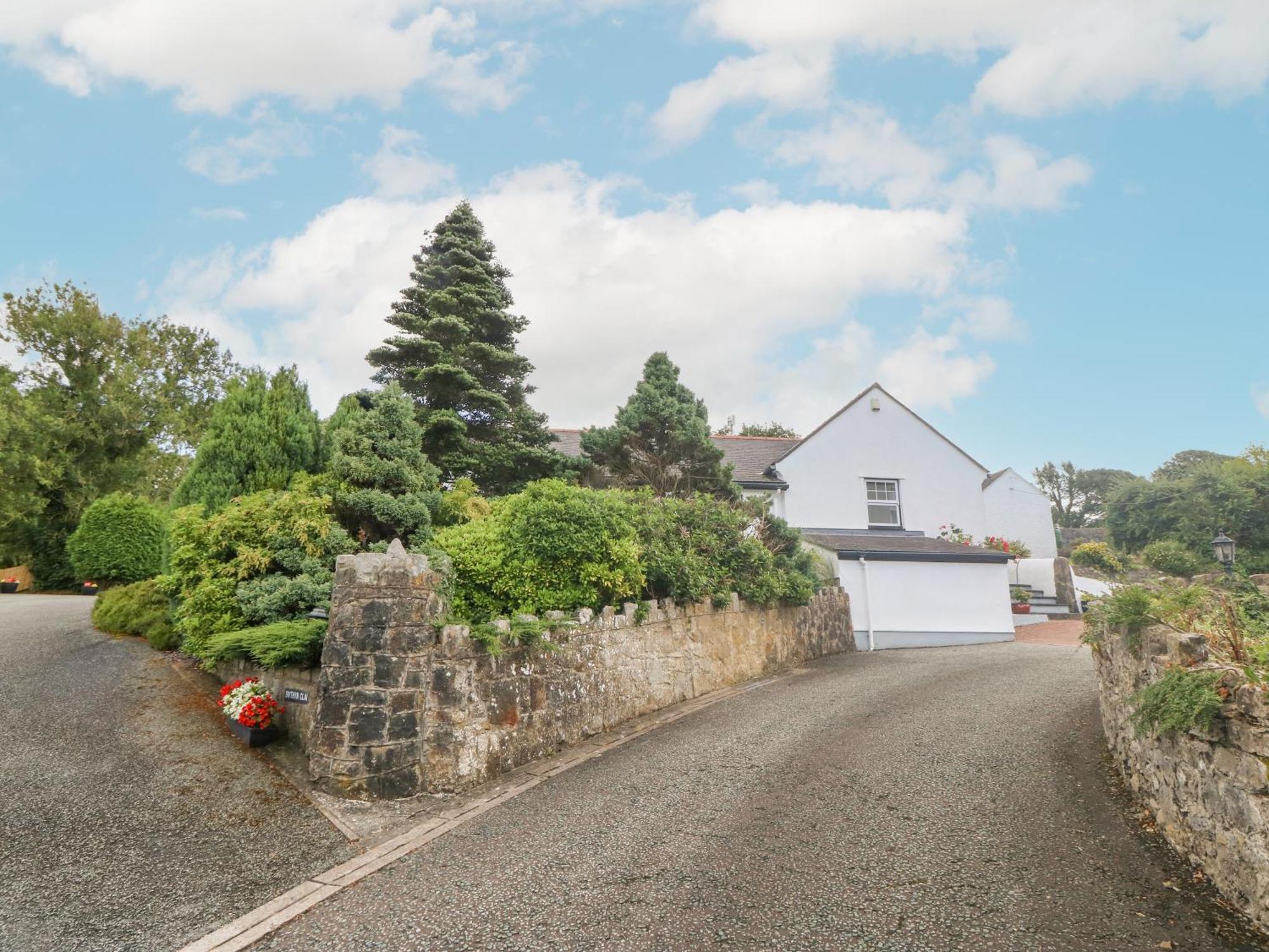 Bwthyn Clai Llangefni Exterior foto