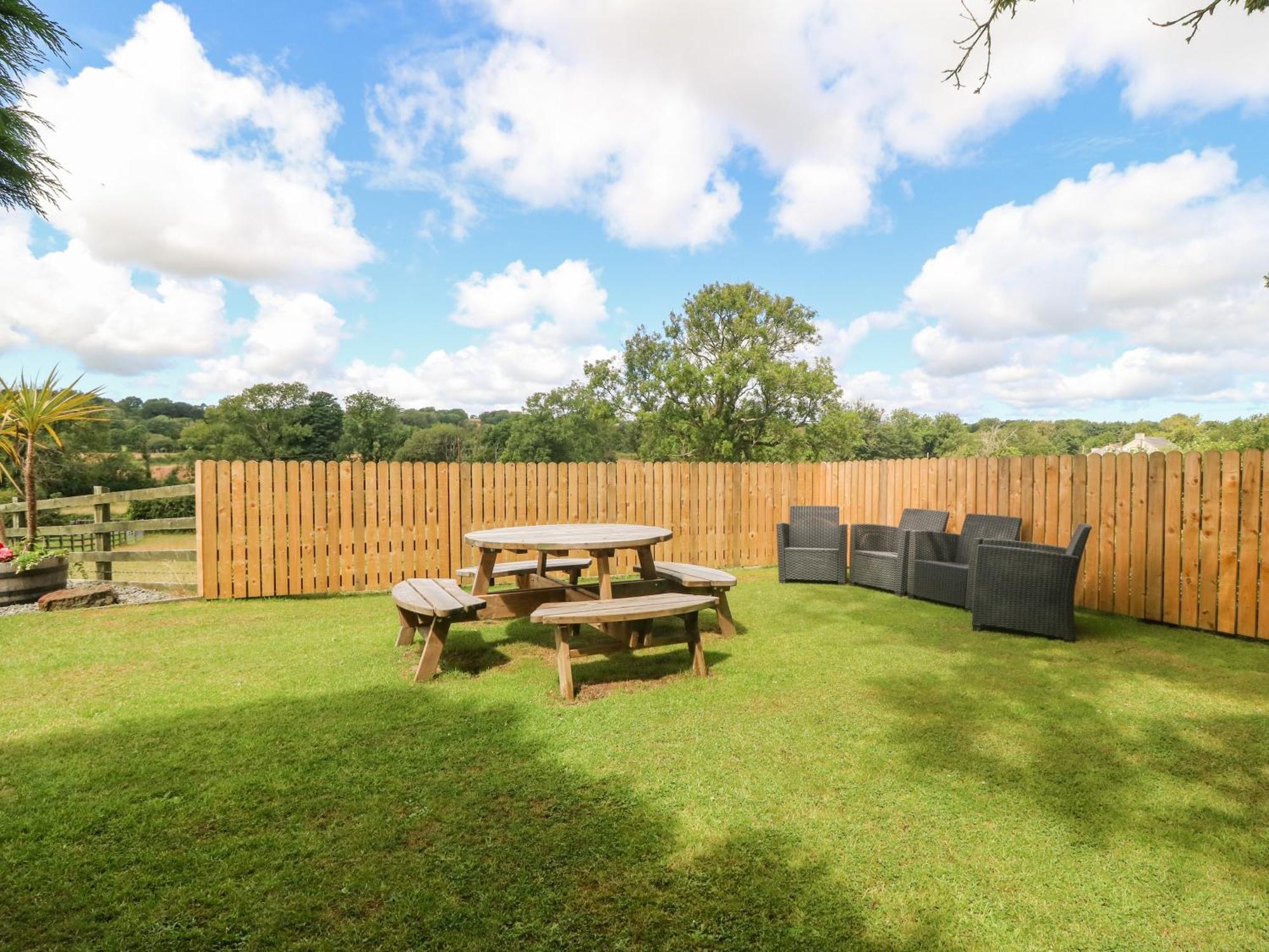 Bwthyn Clai Llangefni Exterior foto